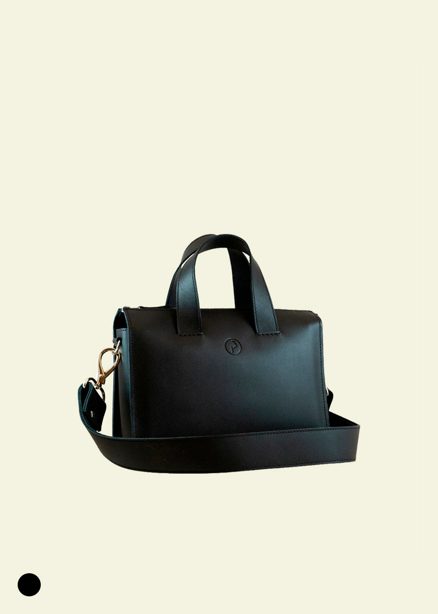 AARE shoulder bag black