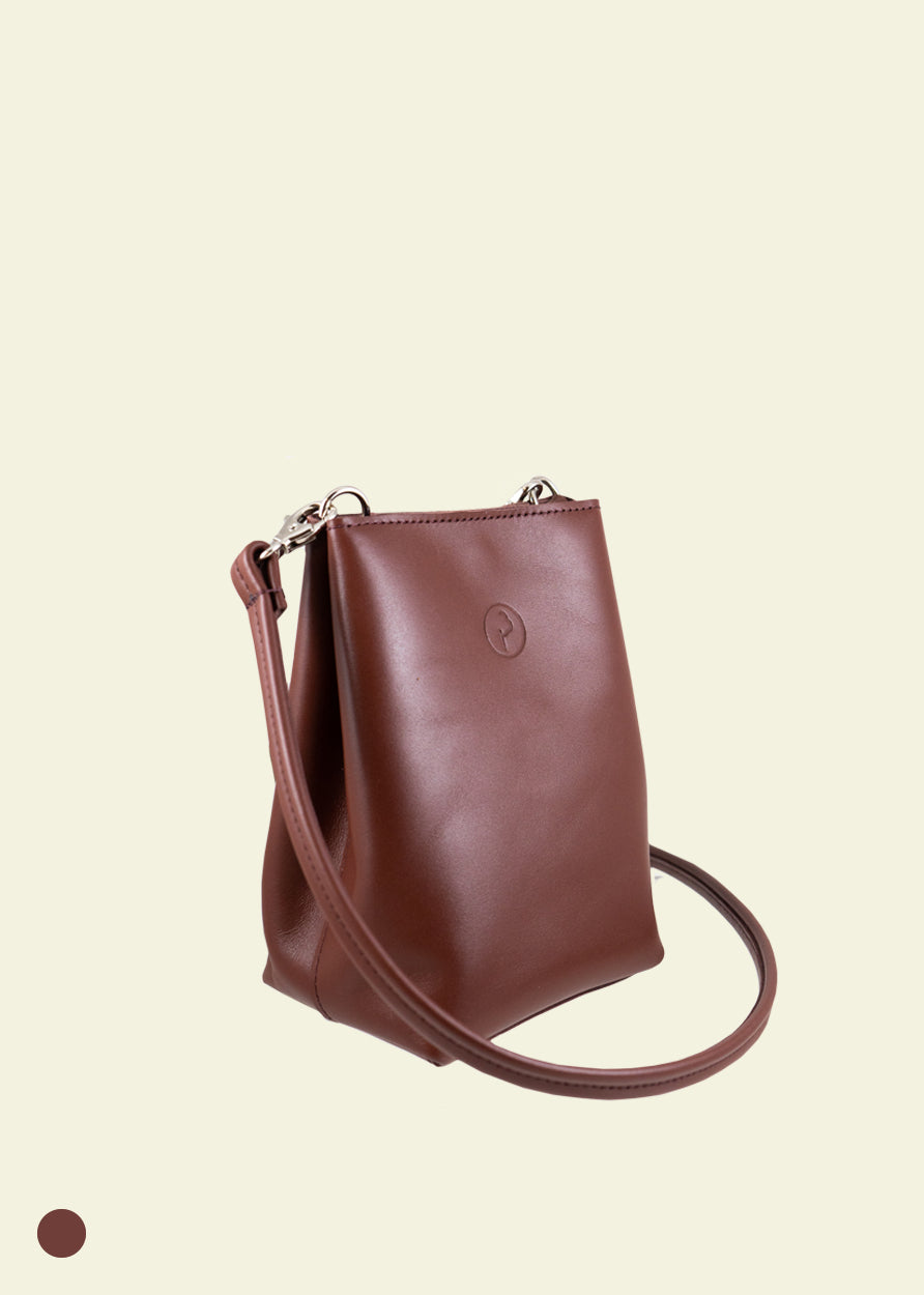 MINI CHER bucket bag chestnut