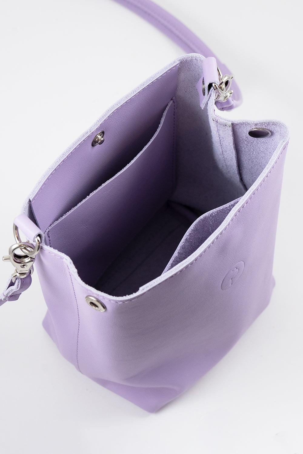 MINI CHER bucket bag musta
