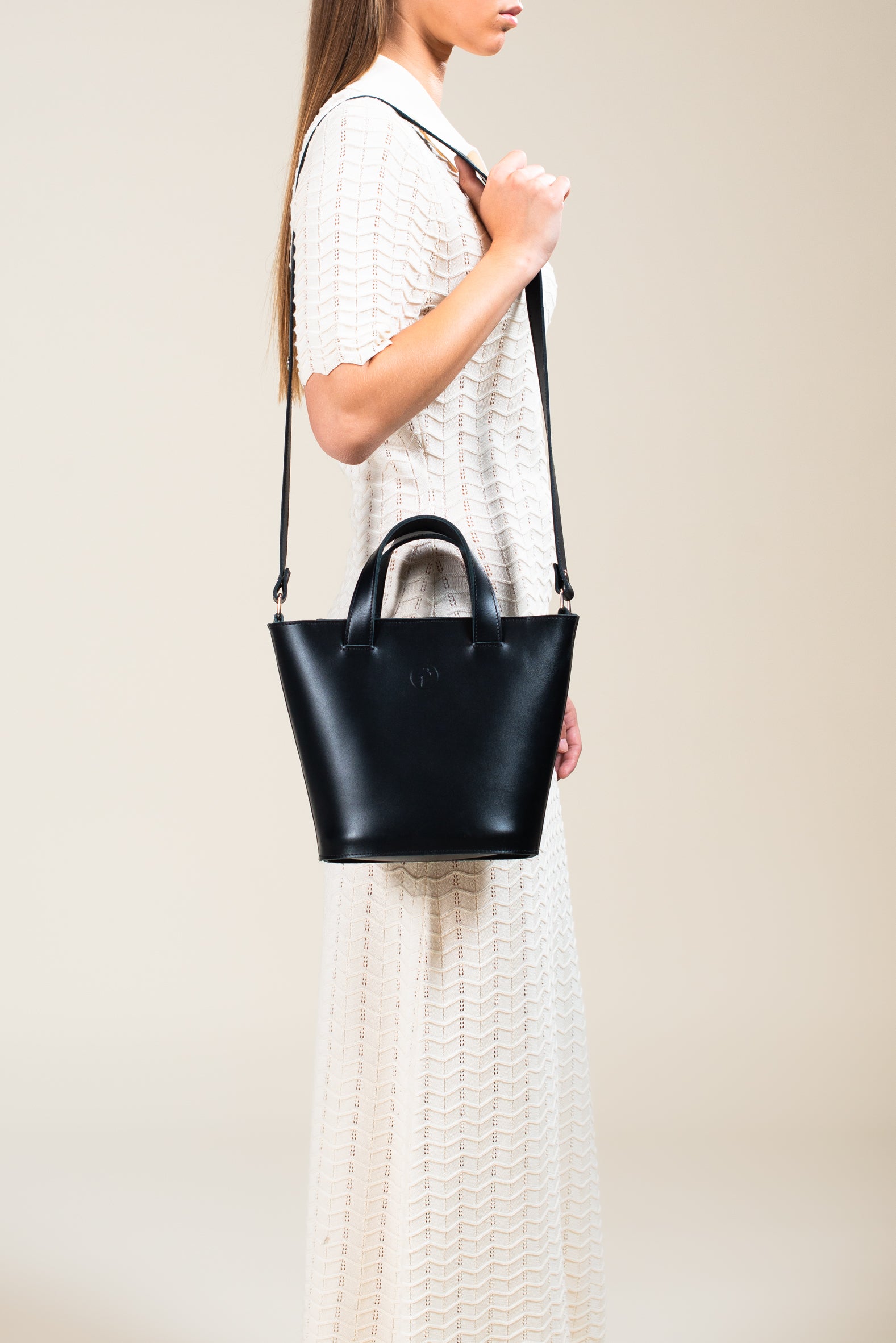 DAILY EMI bucket bag