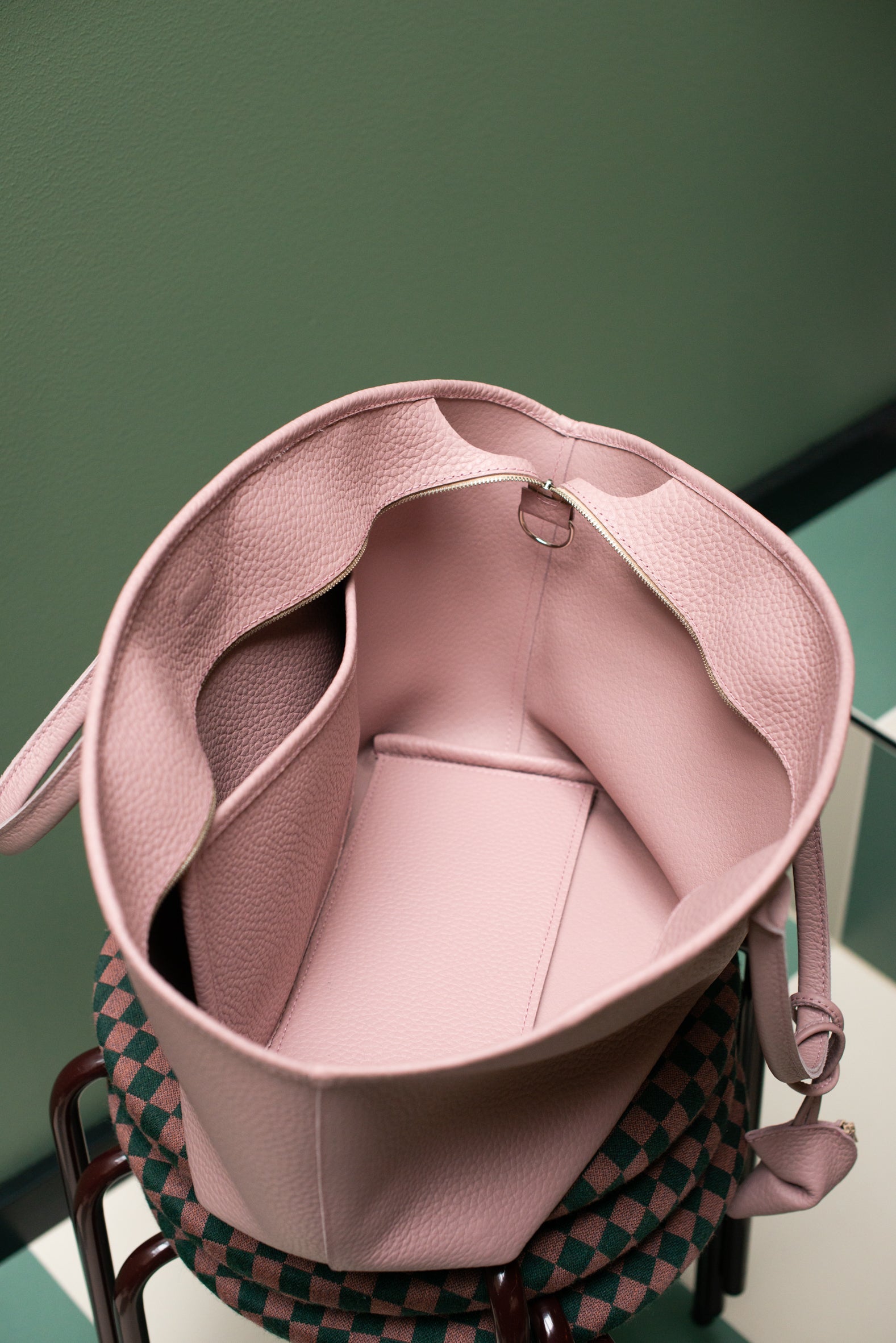 FORTUNE COOKIE tote bag nude
