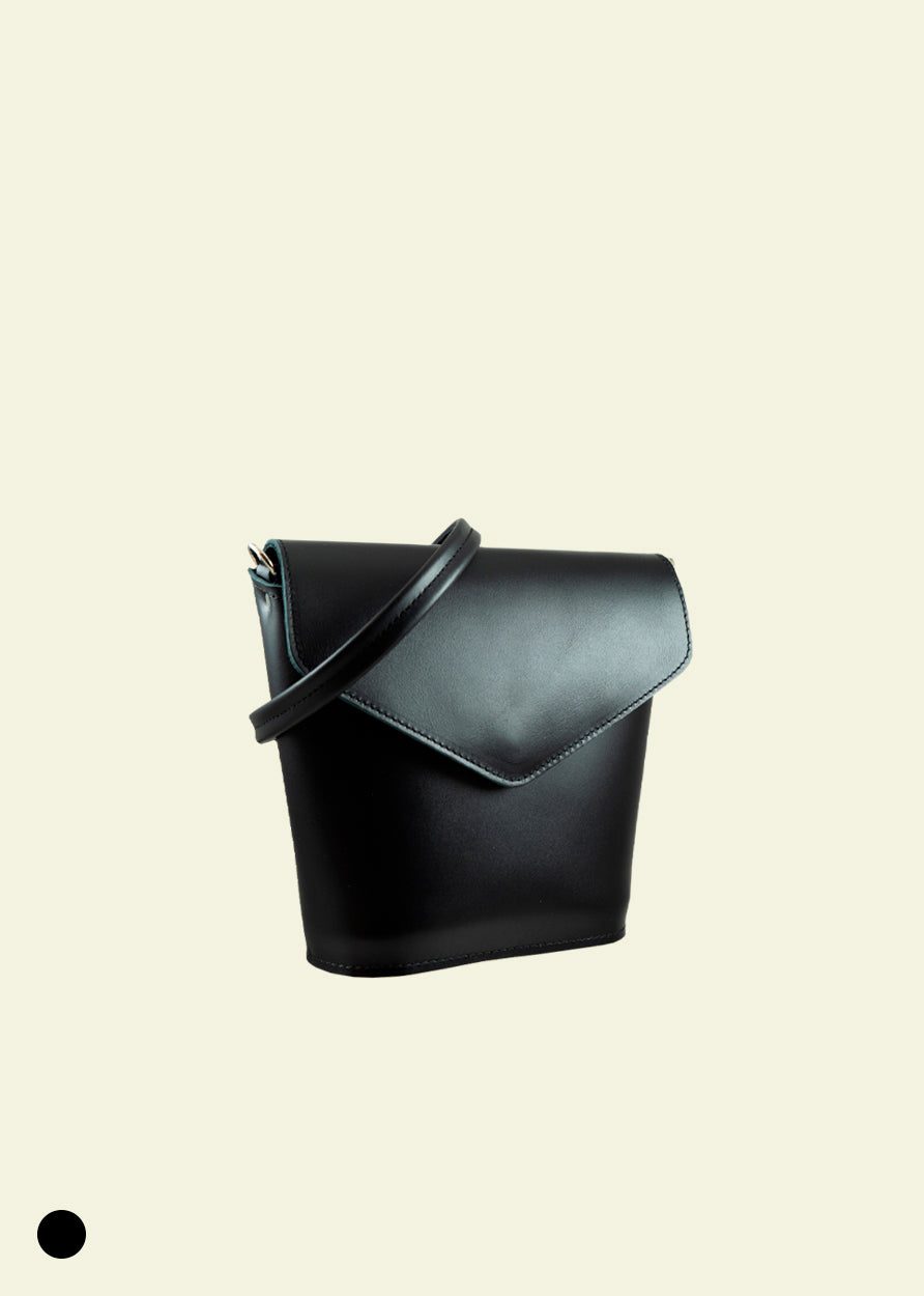 CARTA olkalaukku musta