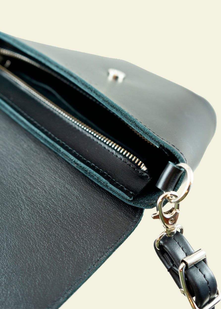 CARTA olkalaukku musta