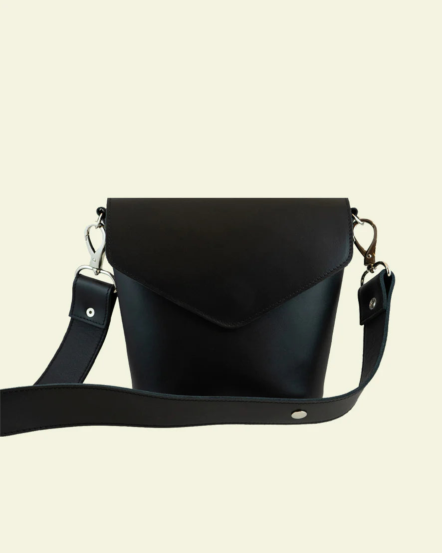 CARTA shoulder bag – dark dahlia