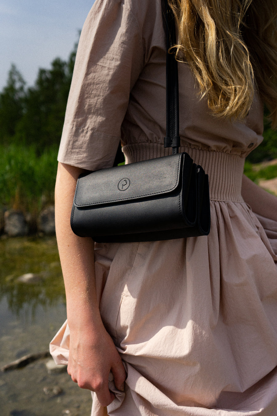 SAMMEN – black