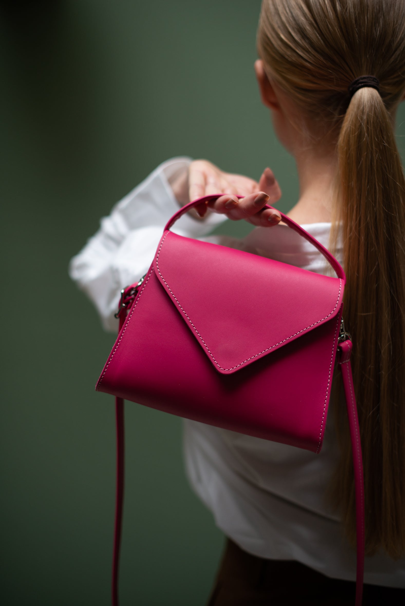 PREORDER — HUPI shoulder bag rasberry